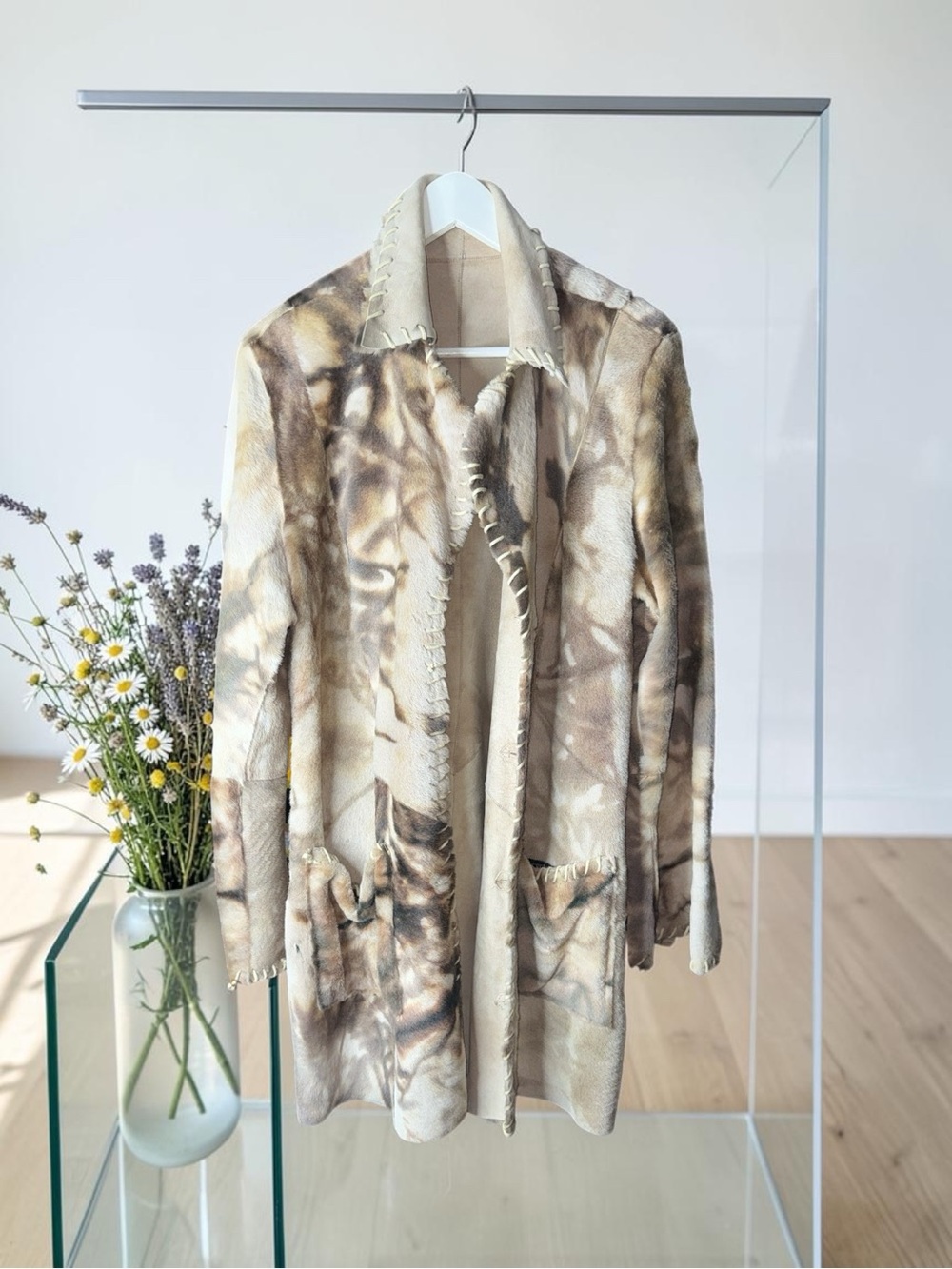 VIAVENETO VIA VENETO Lambskin Shearling Fur Coat  Stunning…Damage Alert!